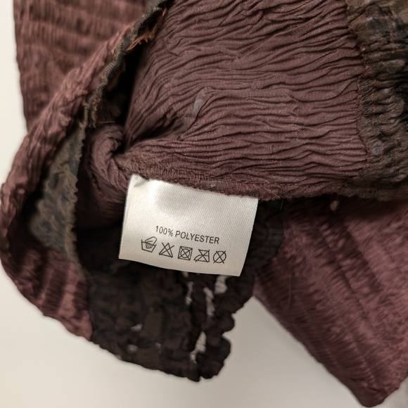 Brown sleeveless ruched top with sequined neck/hem, Size S - Picture 5 of 7